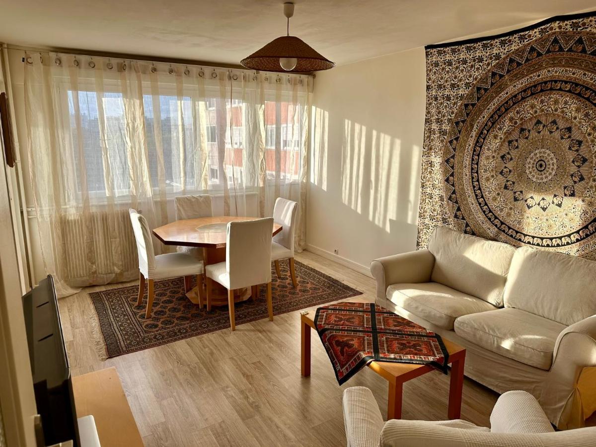 La C@Sa: Appartement Lumineux De 4Pieces / 3Ch/ Balcon/ Parking بانيوليه المظهر الخارجي الصورة
